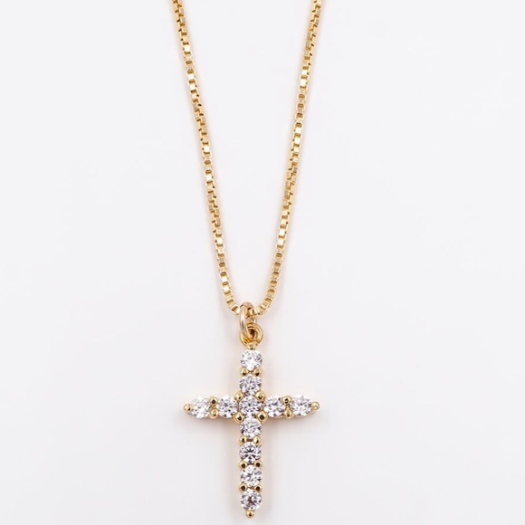 Fashion Nova Jewelry 8 Gold Pave Diamond Cross Necklace Brand New